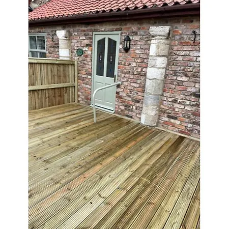 Swallow בית נופש *